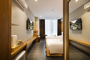 Maple Hotel & Apartment