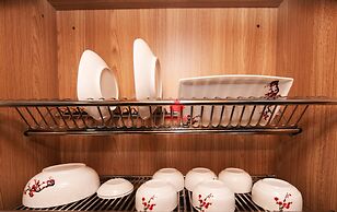 Maple Hotel & Apartment