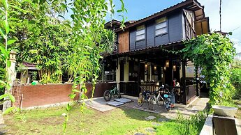 Gili Buana Hostel & Backpackers