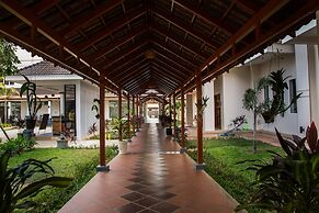 Glorious Hotel & Spa