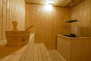 Glorious Hotel & Spa