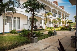 Glorious Hotel & Spa