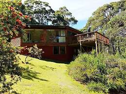 Eaglehawk Rainforest Retreat