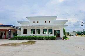 Infinity See Sun Resort