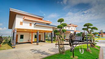 Infinity See Sun Resort