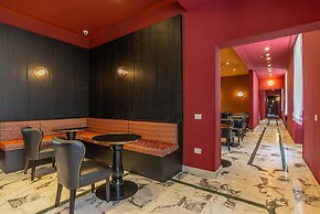 Boutique Hotel Metro 900