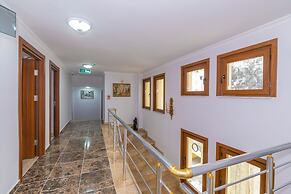 Rosalie Palace Hotel