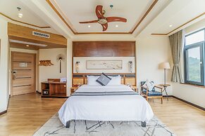 The Bamboo Leaf Yangshuo