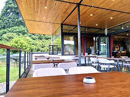 The Bamboo Leaf Yangshuo