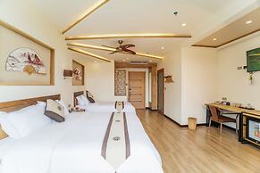 The Bamboo Leaf Yangshuo