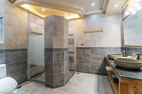 The Bamboo Leaf Yangshuo