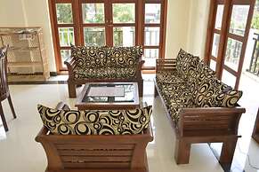 Araliya Blue Beach View Hotel