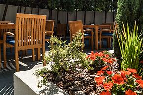 Best Western Premier Natalija Residence