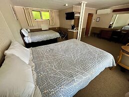 Mount Coolidge Motel