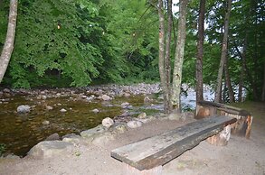 Mount Coolidge Motel