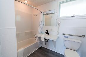 Mount Coolidge Motel