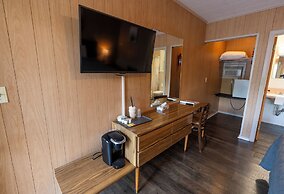 Mount Coolidge Motel