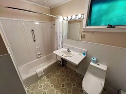 Mount Coolidge Motel