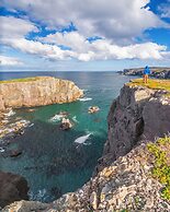 Edge of the Avalon Inn