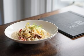 Edge of the Avalon Inn