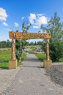 Edge of the Avalon Inn