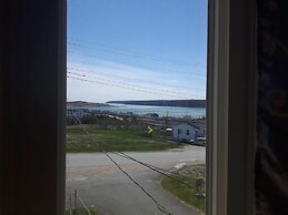 Edge of the Avalon Inn