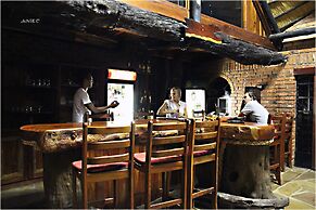 Fiume Lodge CC, P O Box 20757, Windhoek