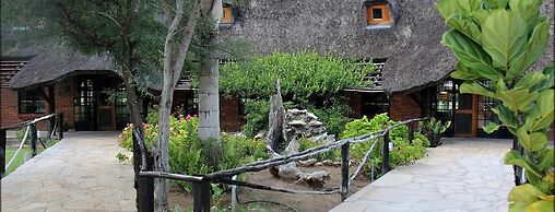 Fiume Lodge CC, P O Box 20757, Windhoek