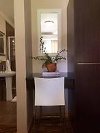 The Hedge Guesthouse