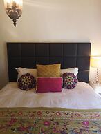 The Hedge Guesthouse