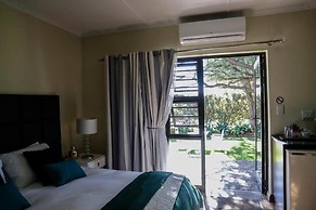 The Hedge Guesthouse