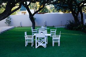 The Hedge Guesthouse