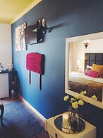 The Hedge Guesthouse