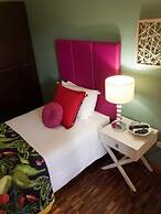 The Hedge Guesthouse