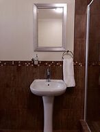 The Hedge Guesthouse