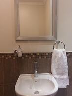 The Hedge Guesthouse