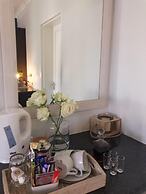 The Hedge Guesthouse