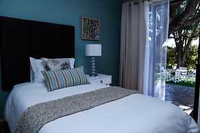 The Hedge Guesthouse