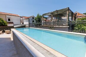 Hotel Kadmo by Aycon