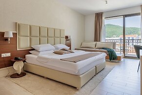 Hotel Kadmo by Aycon