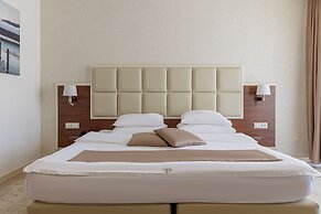 Hotel Kadmo by Aycon