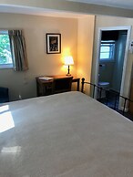 Mt Liberty Cabins and Motel