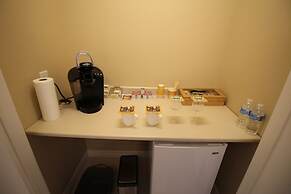 The White House Boutique Bed & Breakfast