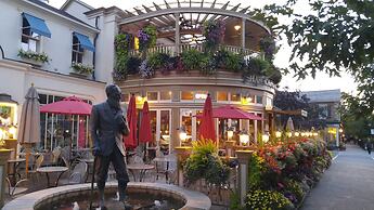 The White House Boutique Bed & Breakfast