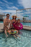 Reges Oceanfront Resort