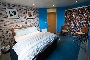 Russell Scott Backpackers Hostel