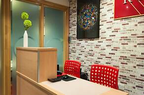 Russell Scott Backpackers Hostel