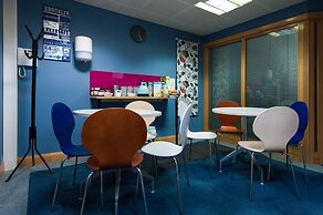 Russell Scott Backpackers Hostel