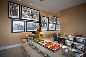 Holiday Inn Bengaluru Racecourse by IHG