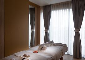 Holiday Inn Bengaluru Racecourse by IHG